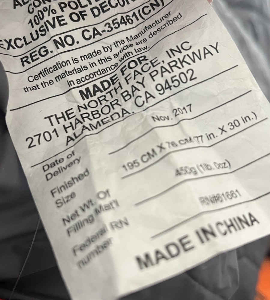 NWT! The North Face Wasatch 45 Sleeping Bag REG/RH Rectangular w/ Stuff Sack