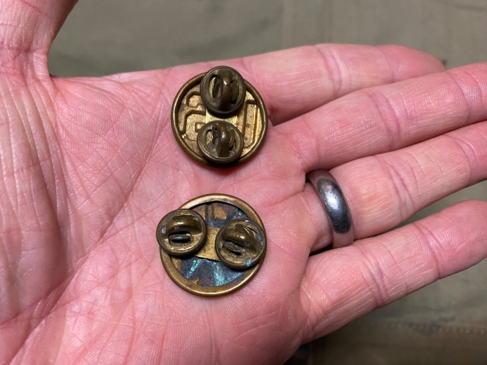 ORIGINAL EARLY WAR WWII US ARMY INFANTRY M1938 CLASS A JACKET COLLAR DISCS