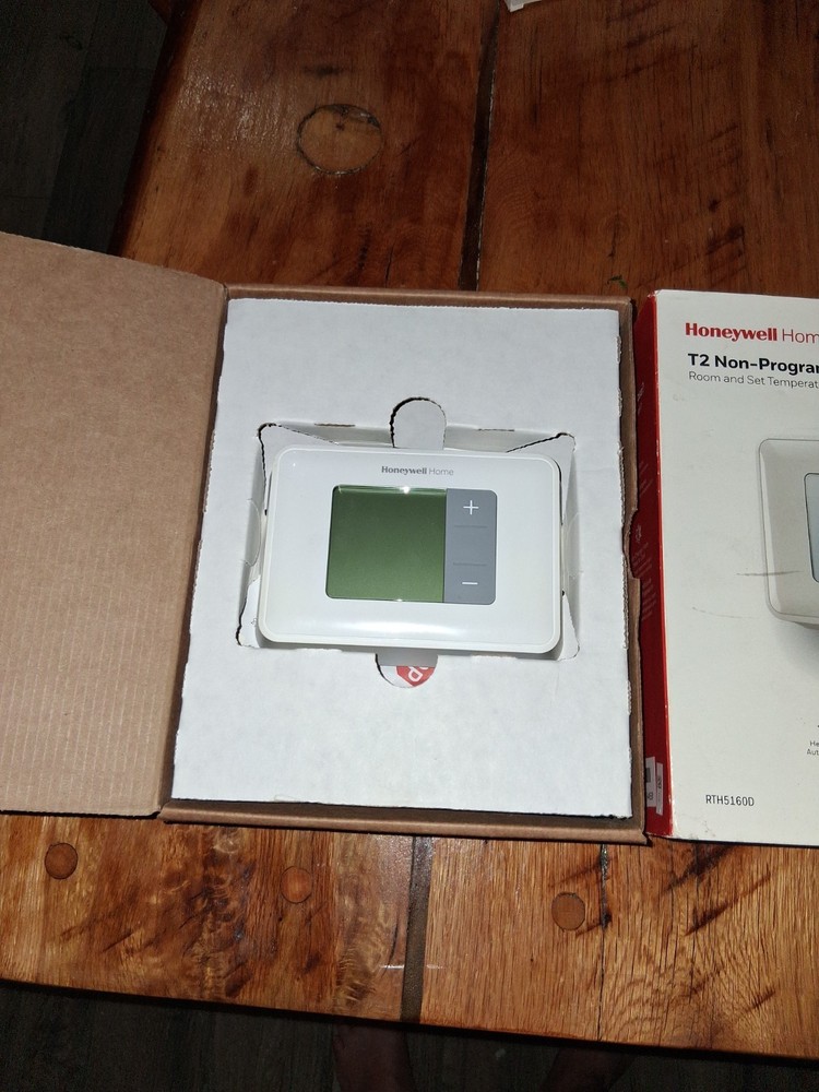 Honeywell Home T2 Non-Programmable Thermostat Backlit Display Precise Control