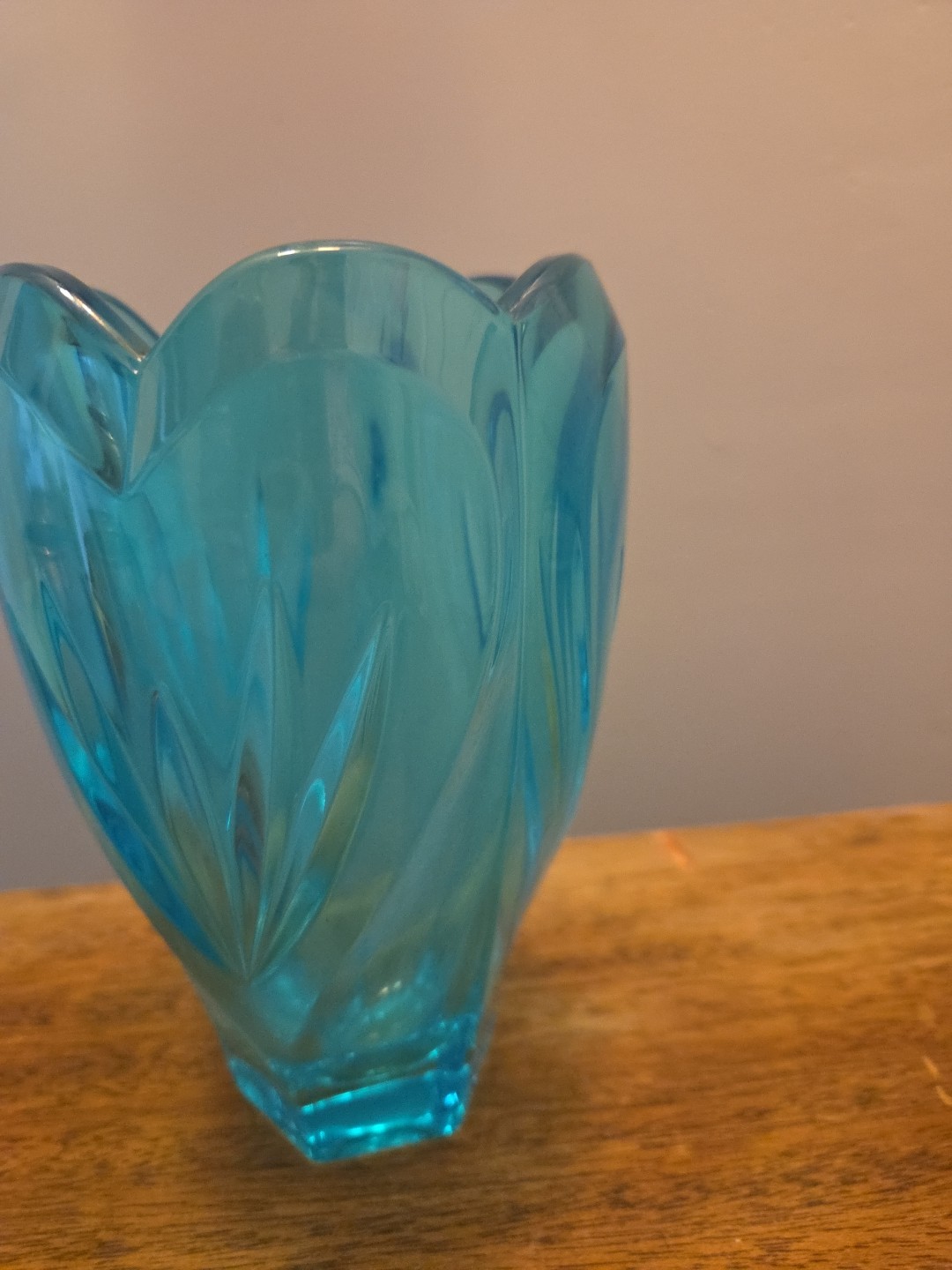 Waterford Crystal Sweet Memories 6.5 In Turquoise Marquis Scalloped Edges Hearts