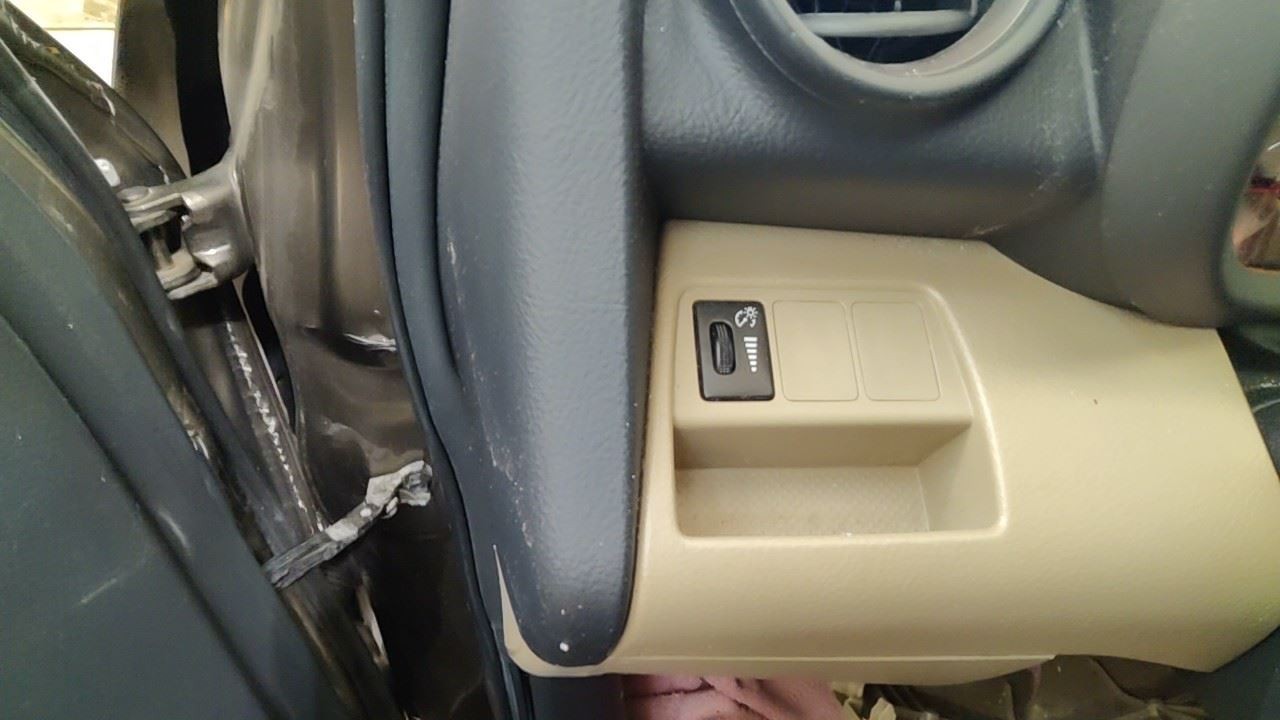 RAV 4 2010 Glove Box 7016339