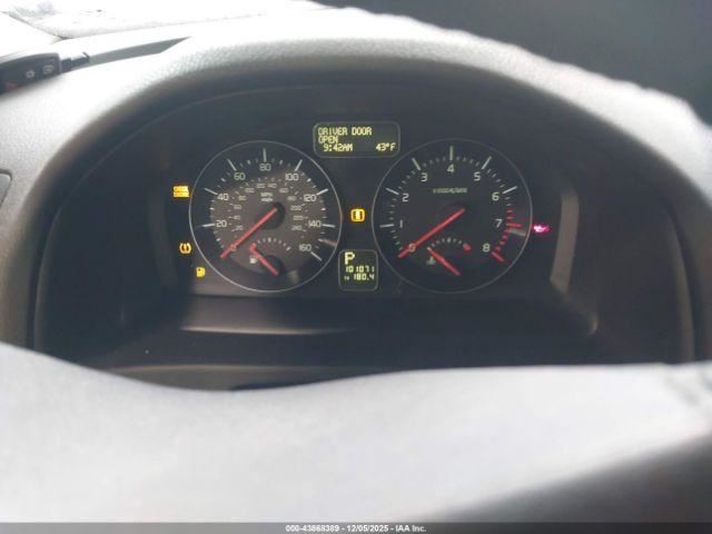 C30 2013 Glove Box 4960387