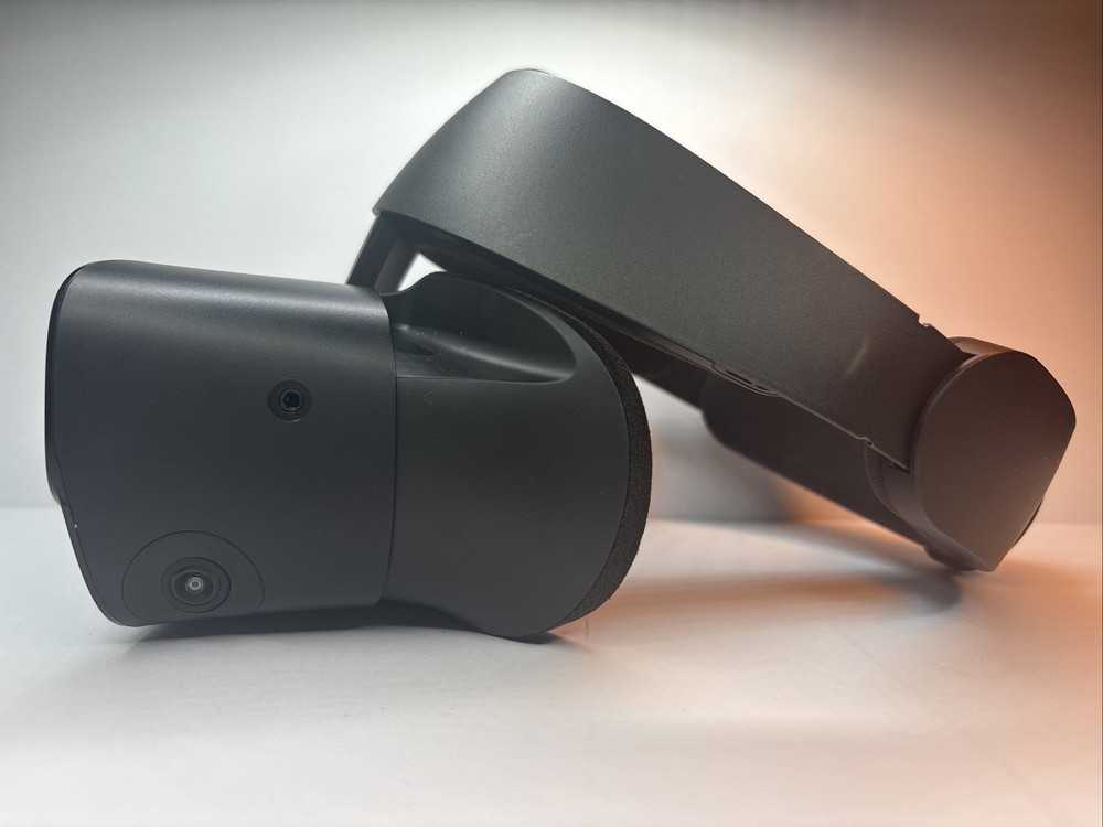 Oculus Rift S PC Powered VR Headset ONLY (No Controllers, No Cables)