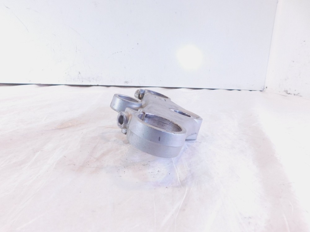 Honda VTR1000 Super Hawk Firestorm 1000 Front Fork Upper Top Triple Tree Bracket