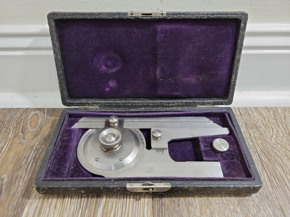 ABROWN & SHARPE UNIVERSAL BEVEL PROTRACTOR (Micrometer Protractor) May 9, 1911