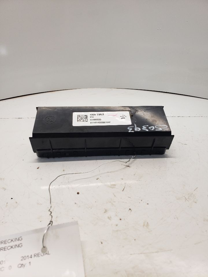 Used A/C Temperature Control Module fits: 2014 Buick Regal Temperature center da