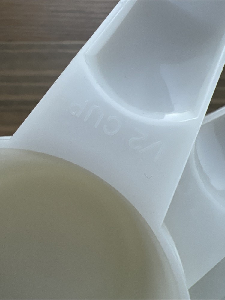 Plastic Measuring Cup Retro Tupperware Set of 4 Sheer White Nesting EUC