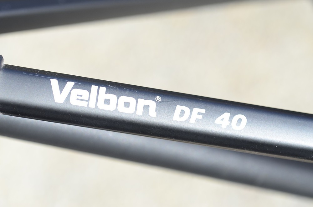 VELBON DF-40 TRIPOD Deluxe Lightweight Dual Function with Quick Release Plate