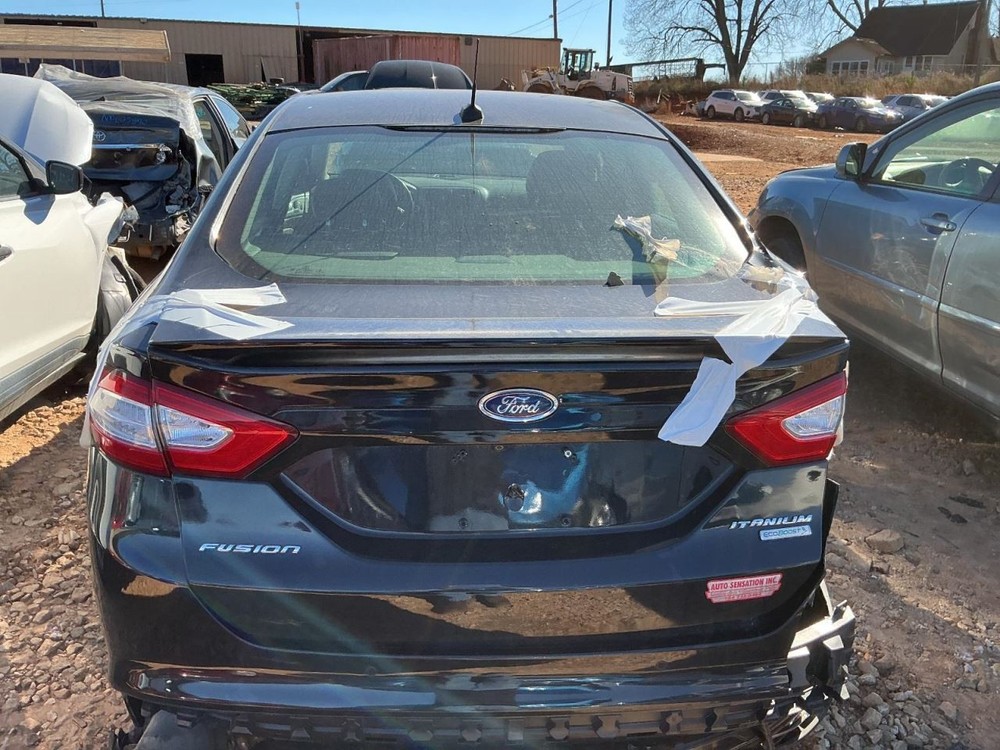 FUSION 2013 Glove Box 4913756