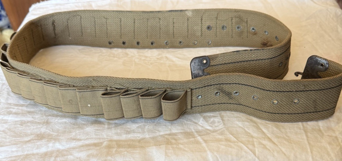 Vntg Military Ammo Belt 12 Gauge Holds 32 Shells Adjustable W/Hooks on Both Ends