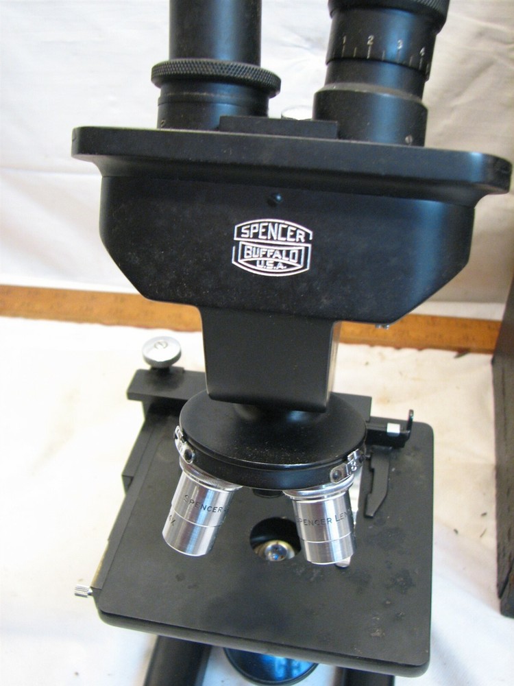 American Optical Spencer Binocular Microscope w/3 Objective Lenses Case