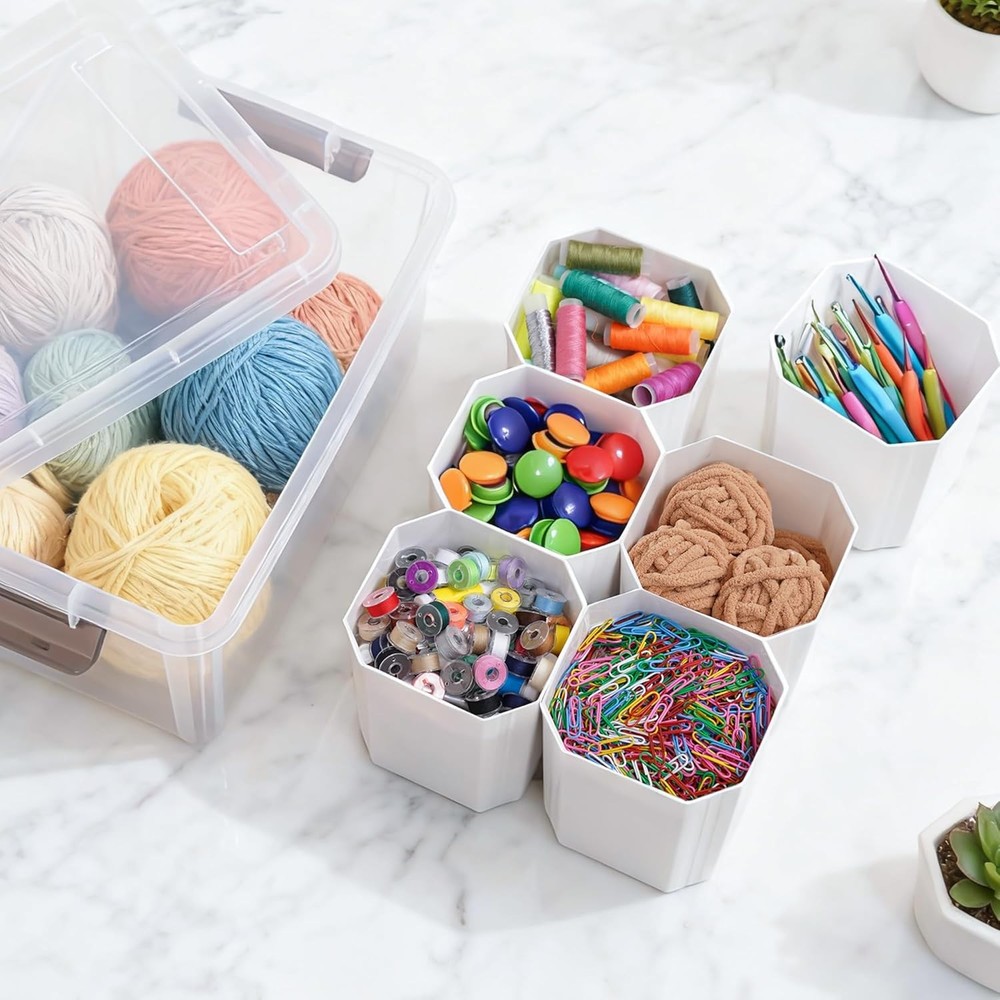 NEW.17-Quart Plastic Storage Bin Clear Storage Box with Lid Stackable