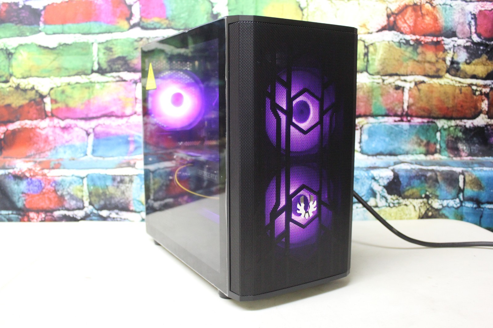 Custom RGB Gaming Desktop PC Intel Core i7 3.40 Quad 32 GB SSD Nvidia RTX 5060