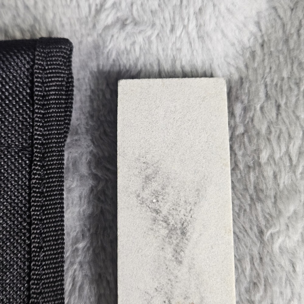 Smiths Arkansas Sharpening Stone Knife Sharpener 5" Long Whetstone Tool/pouch