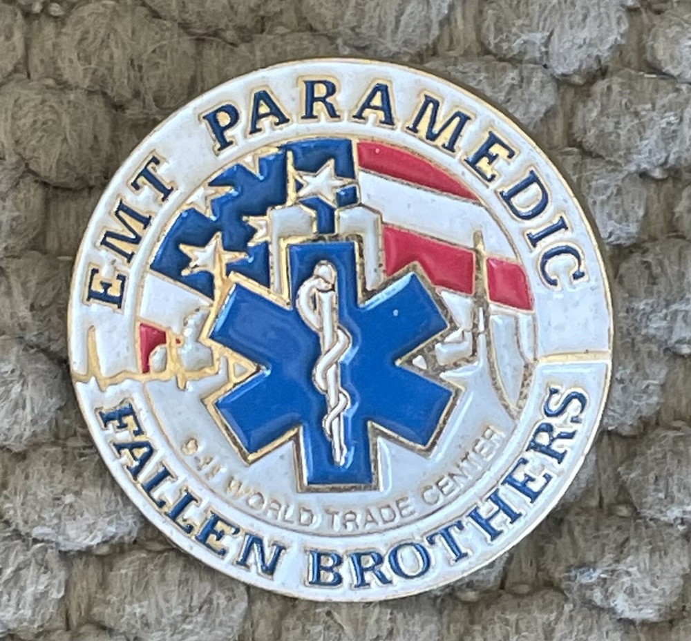 EMT Pramedic Pin 1"