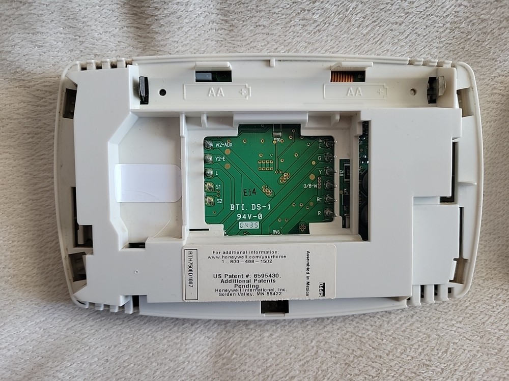 Honeywell RTH7500D Thermostat 7-Day Programmable Tested & Working