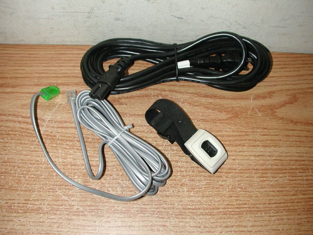 PHILIPS LIFELINE COMMUNICATOR UNIT 6800XT EMERGENCY ALERT SYSTEM W/ ACCESSORIES