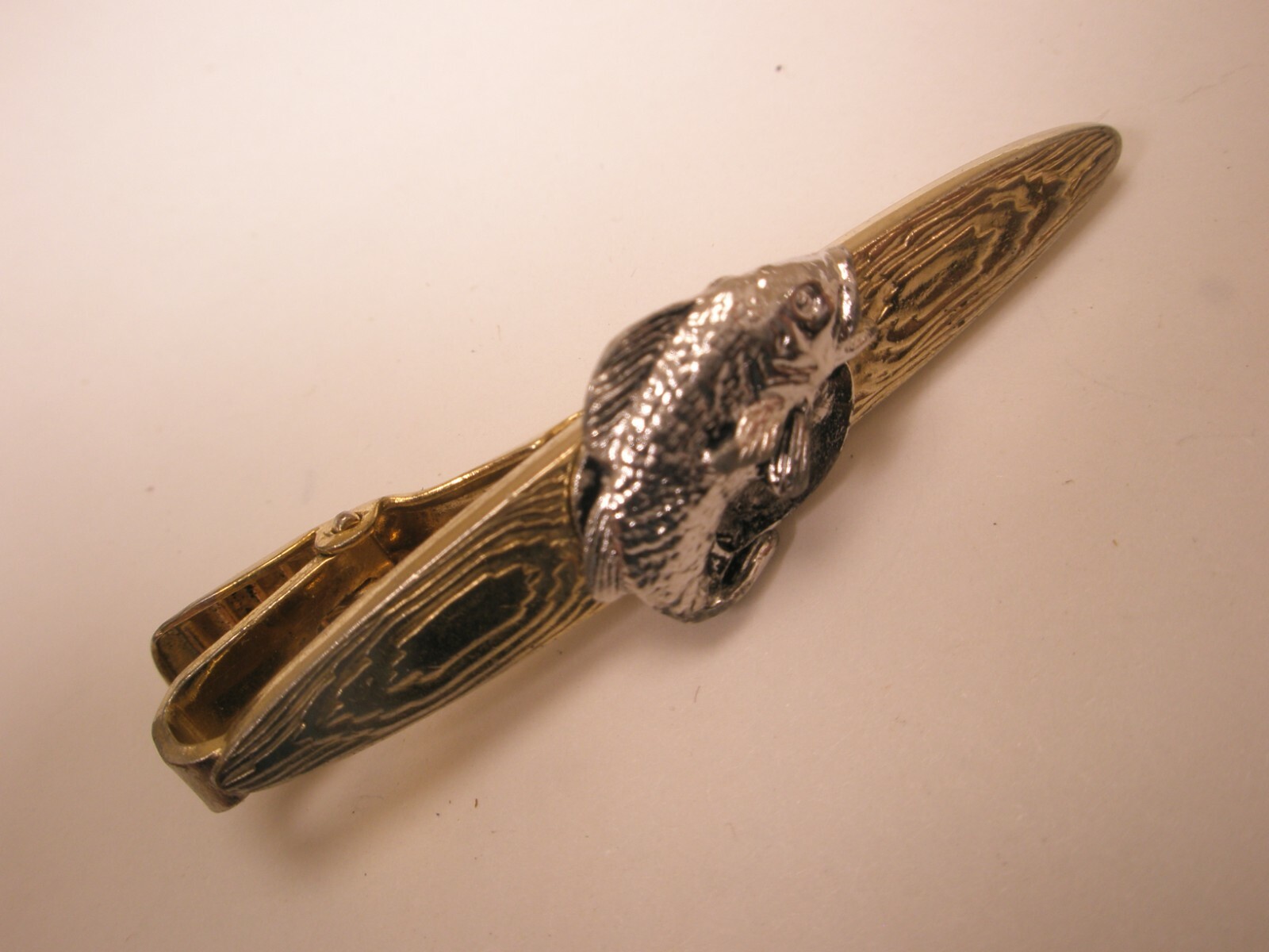 Bass Fishing Vintage ANSON Tie Bar Clip salmon steelhead muskie trout animal