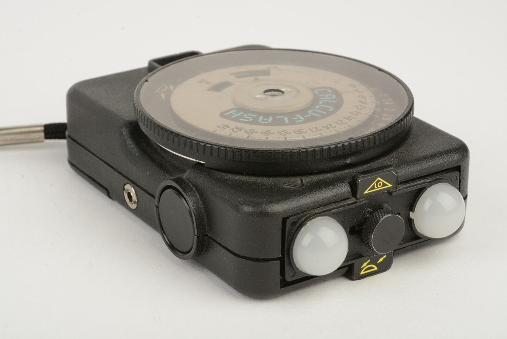 Quantum Calcuflash Digital Flash Meter w/ strap, tested, great