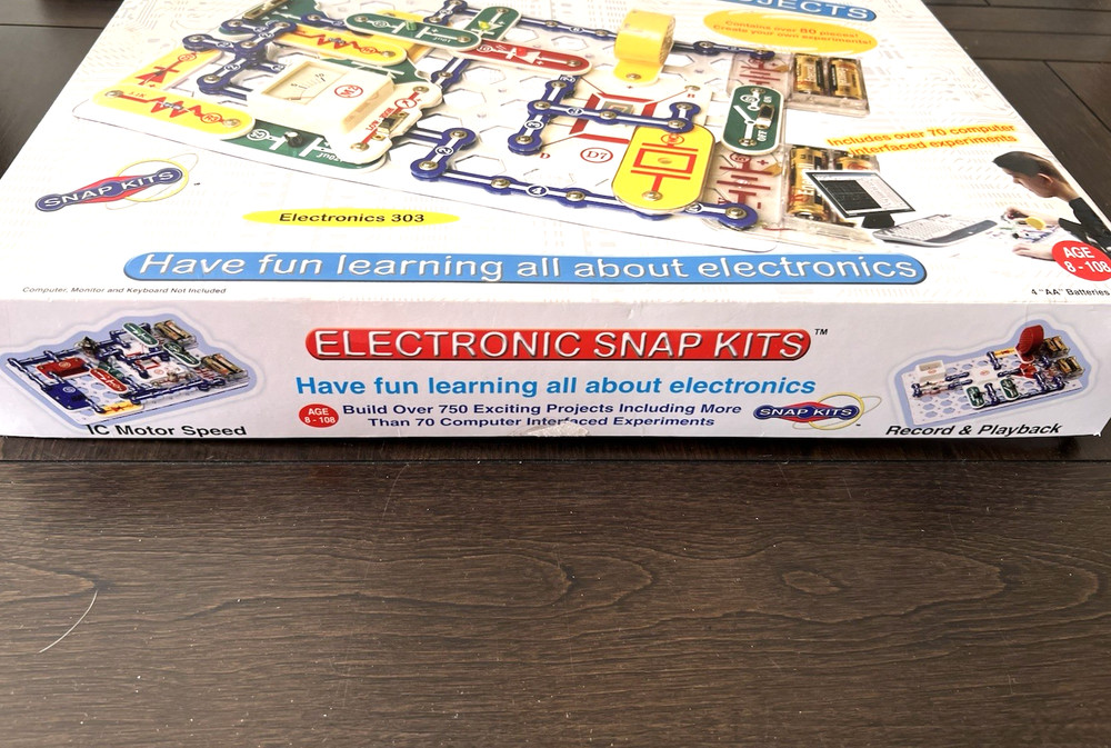 Elenco Electronics Snap Circuits Extreme 750 Experiments Kit (SC750)