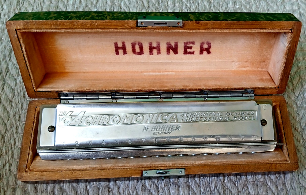 Hohner The 64 Chromonica 4 Chromatic Octaves Professional Model Harmonica, Case
