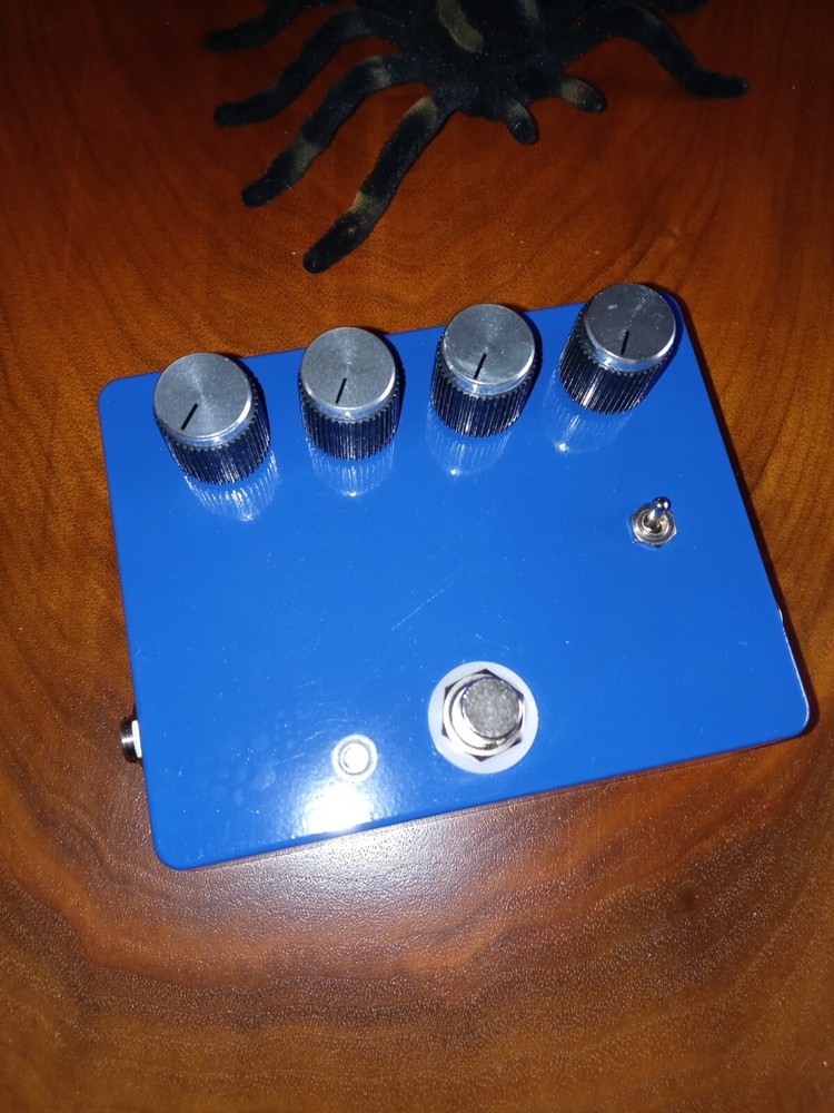 Tone boost plus overdrive/Boost (Marshall Medium Gain Drive)