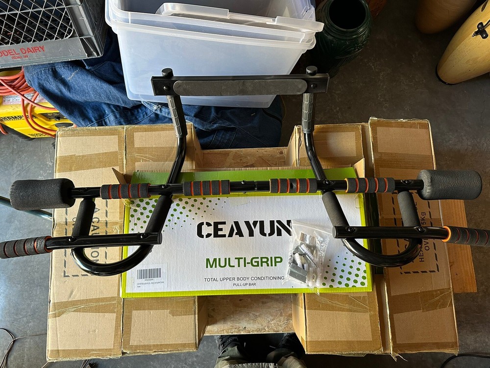 NEW Ceayun Multi-Grip Total Upper Body Conditioning Pull-Up Bar X002LRMFGD