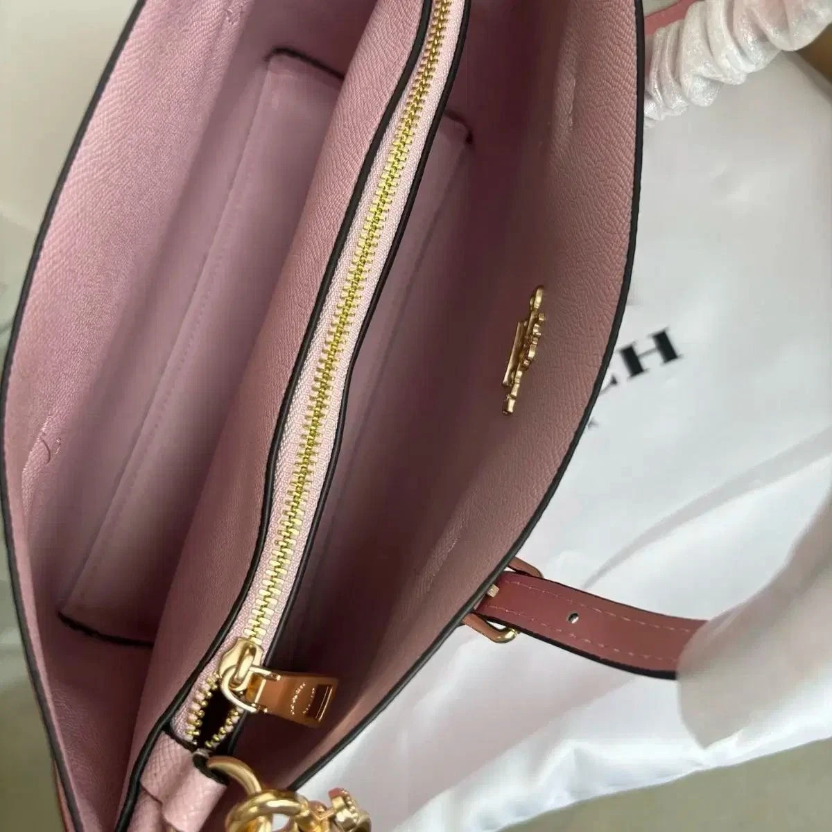 COACH CAL50 Mollie Tote Bag 25 Signature Canvas Pink Handbag Crossbody Outlet!