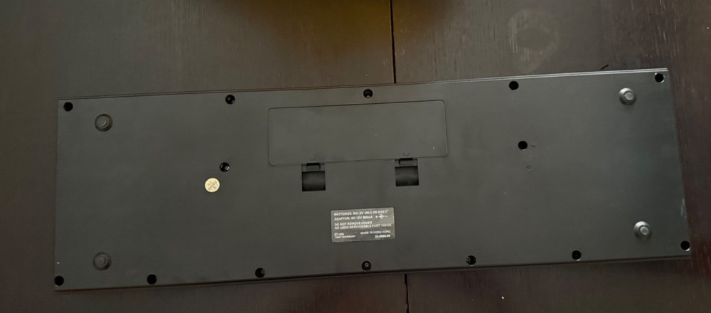 Rhythmic 6 Portable Keyboard Squarewave Synth Drum Machine Retro Analog Lofi