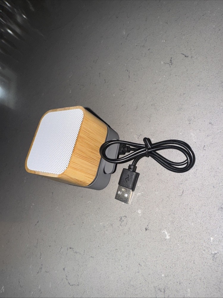 Bluetooth Speaker Wireless Indoor Portable Speaker TF Card USB Flash Disk