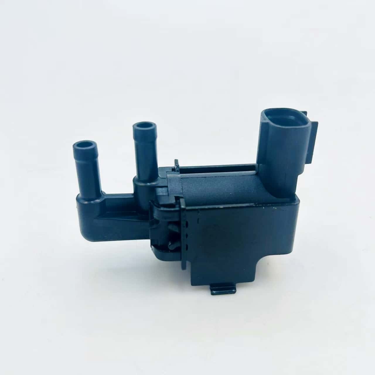 OEM For Toyota 25860-75160 Vapor Canister Purge Solenoid Switching Valve New