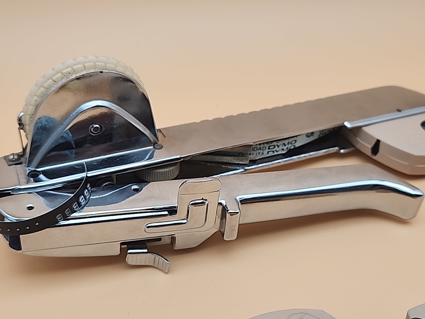 Vintage Dymo M-5 Tapewriter Manual Embossing Label Maker with 3 roll holders