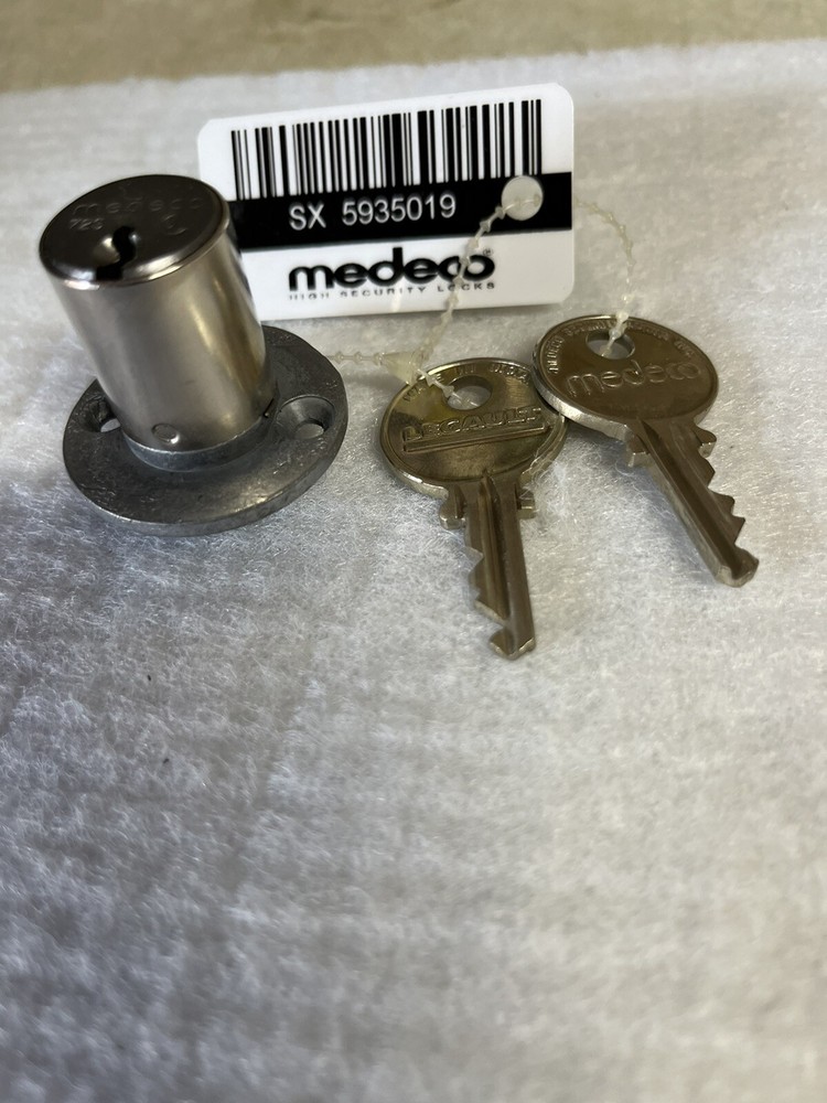 medeco lock Cylinder & 2 X Keys