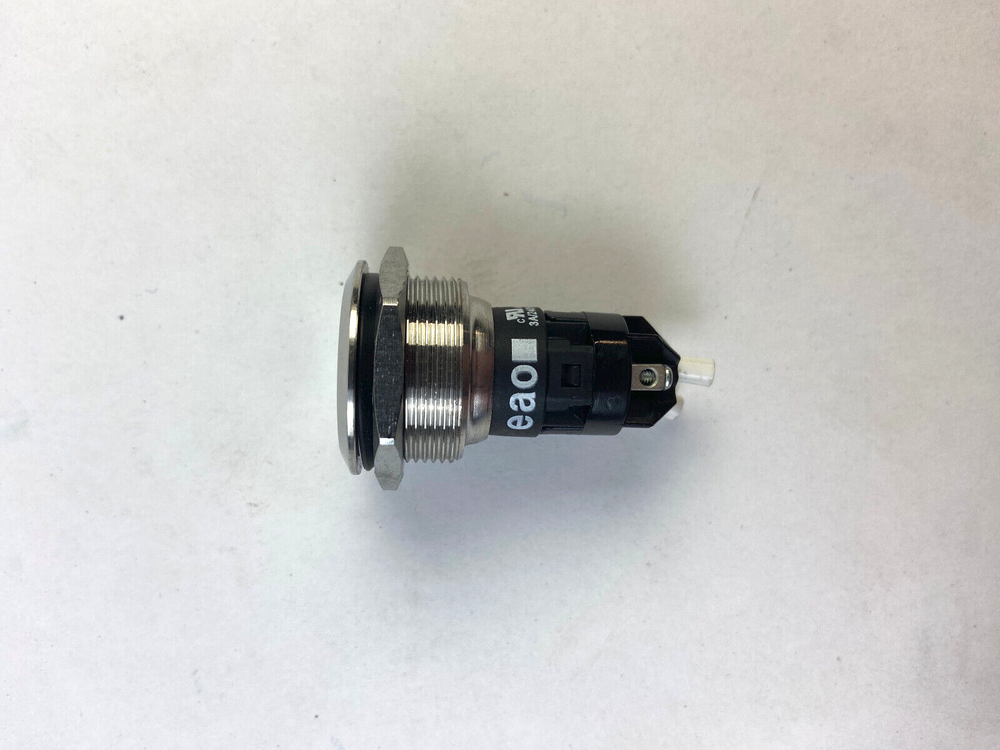 (Lot of 4) EAO 82-6152.1000 Pushbutton Switch Front Panel Mount