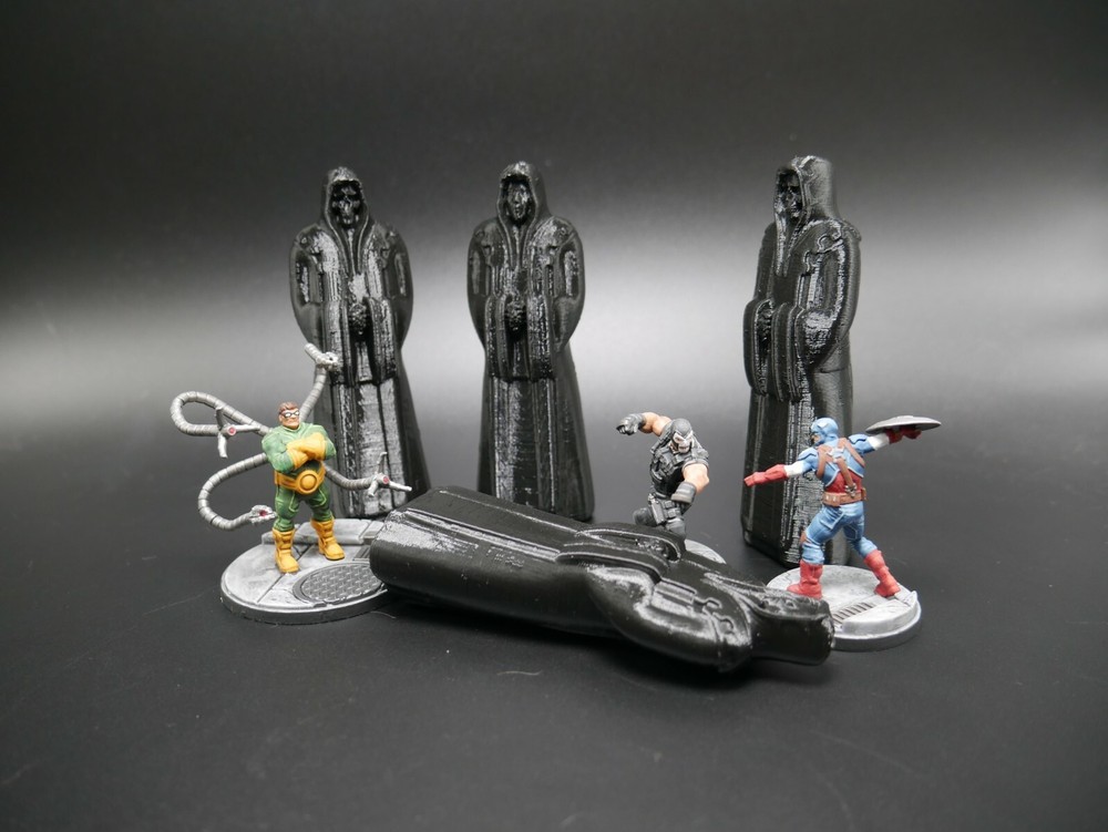 Tabletop Terrain Crypt Dark Priest Statues four total