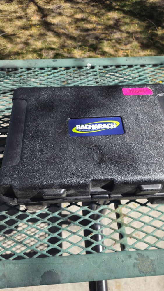 Bacharach - Fyrite InTech Portable Combustion Analyzer with Case