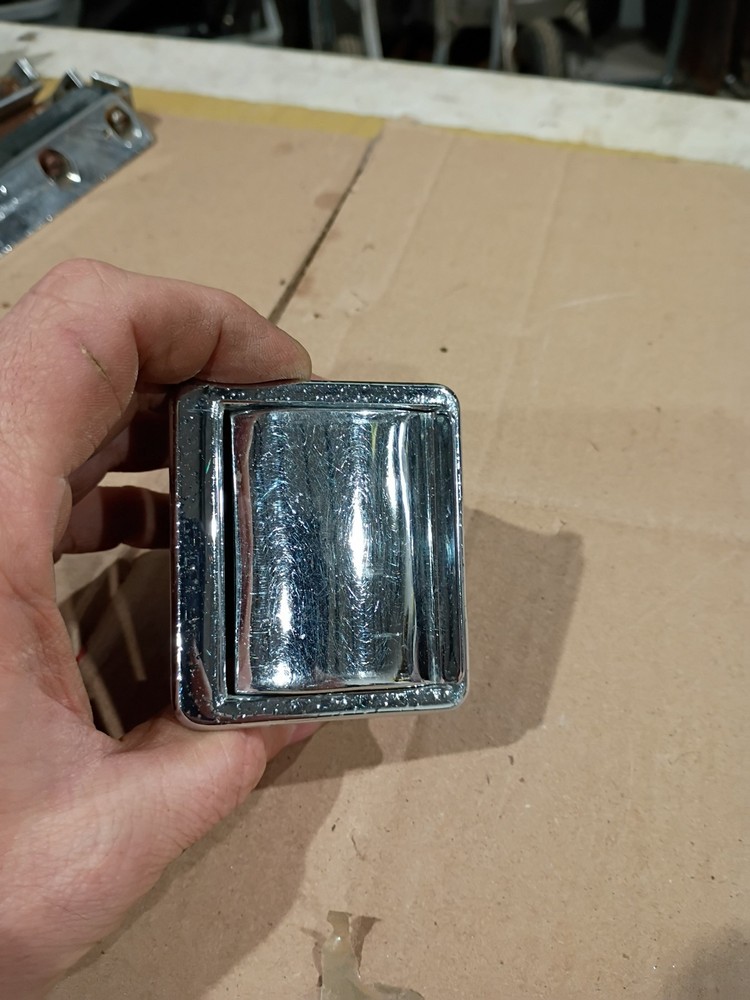 Austin Healey 3000/ 100-6 Original Ashtray