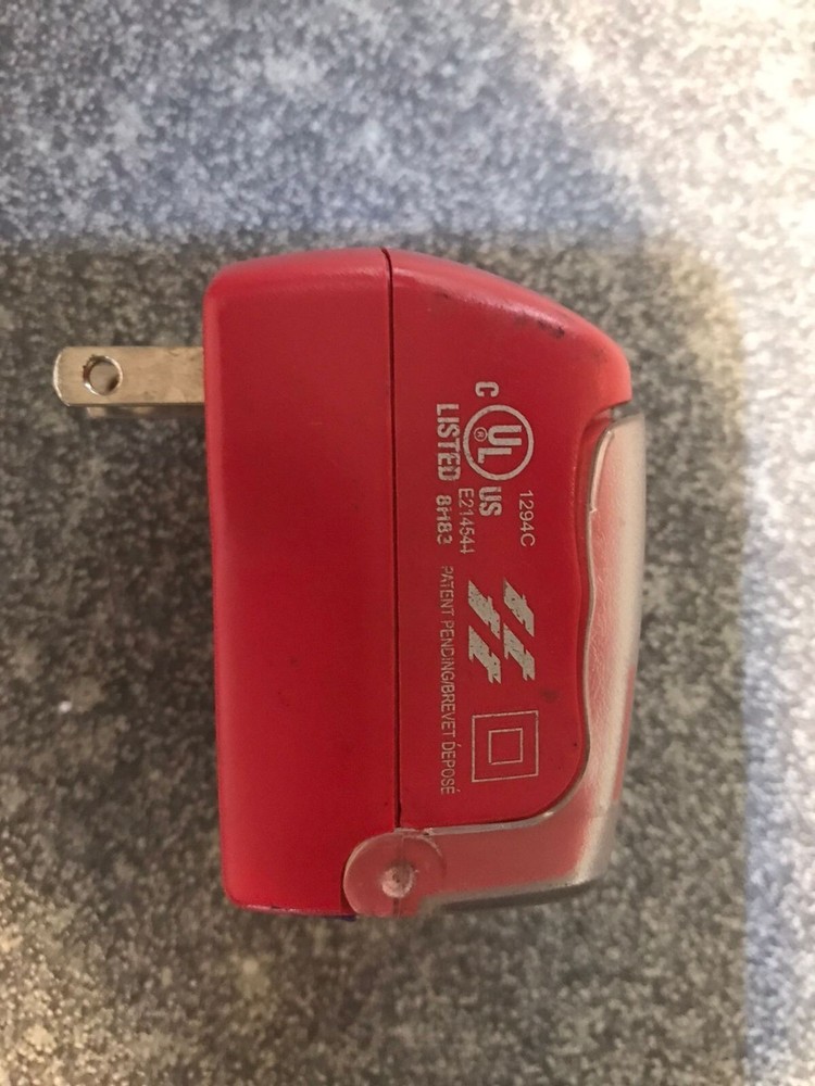 NIKKO 9.6V Rechargeable Battery Compact Quick Charger