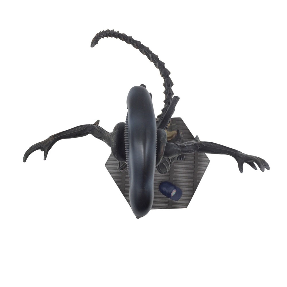 Xenomorph The Alien & Predator Figurine Collection 2016 Eaglemoss w/ Box