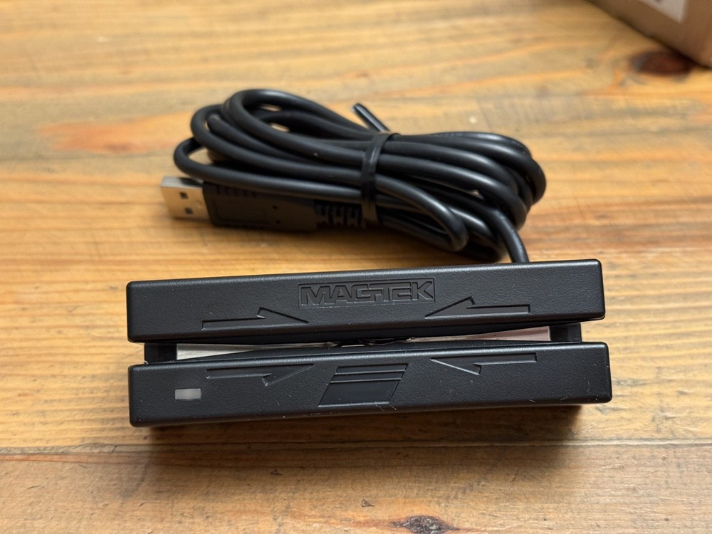 MagTek 21040140 USB HID SureSwipe Card Reader