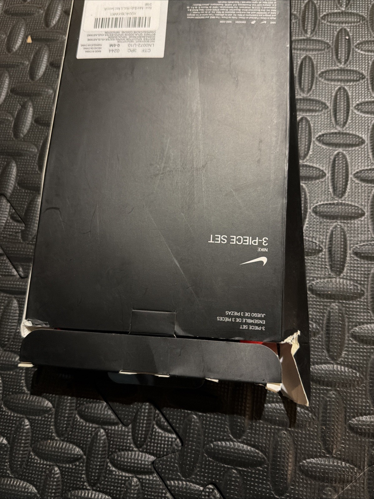 Baby Nike Bodysuit, Hat and Booties 3-PC Box Set, NEW CHECK DESCRIPTION