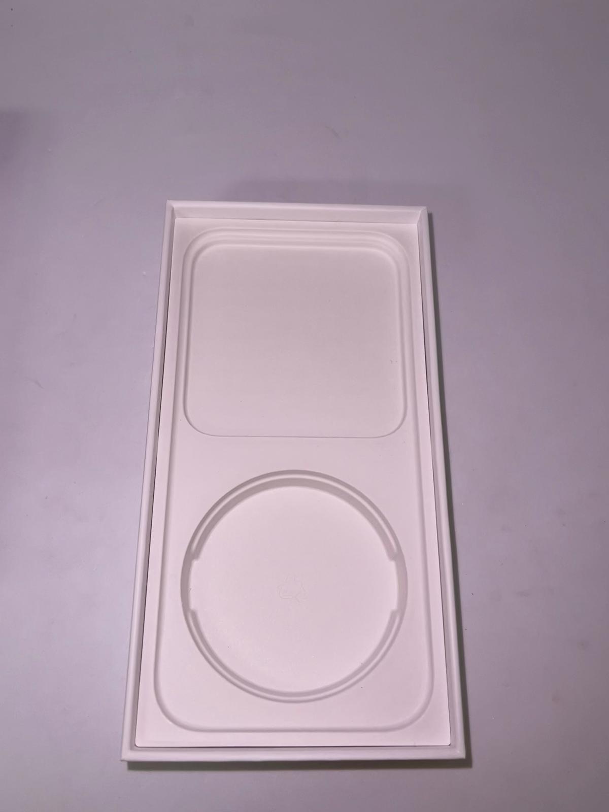 Apple iPhone 14 or 14 Pro Original Retail Box with Charger SIM Ejector & Manual