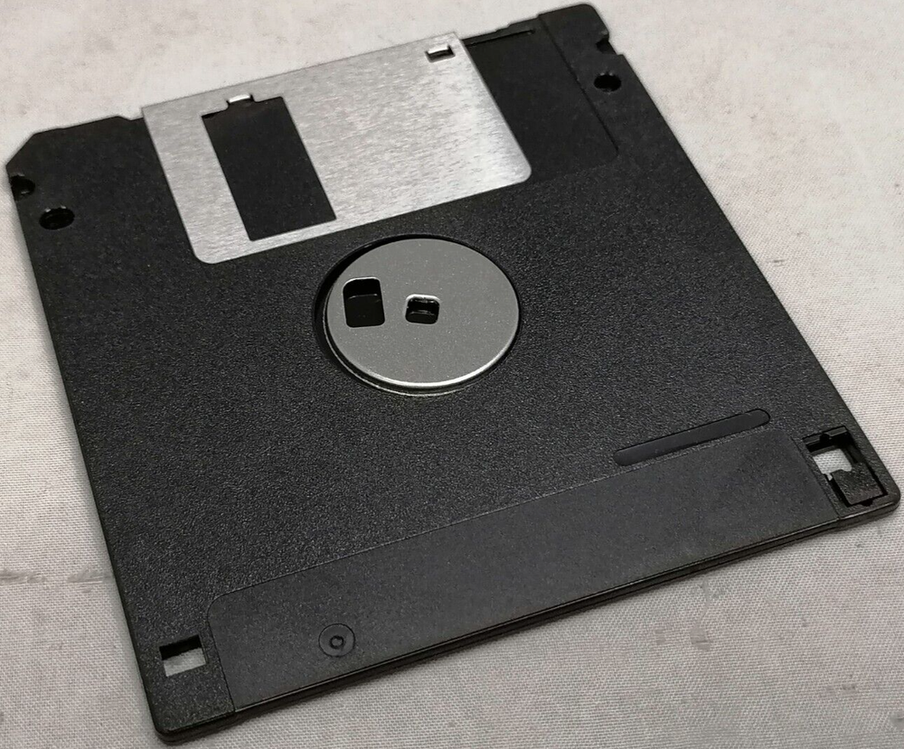 Vintage 2000 Silicon SATA Driver Floppy Disk Version 1.30