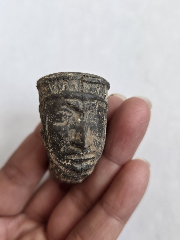 Mid 1800s Face Pipe