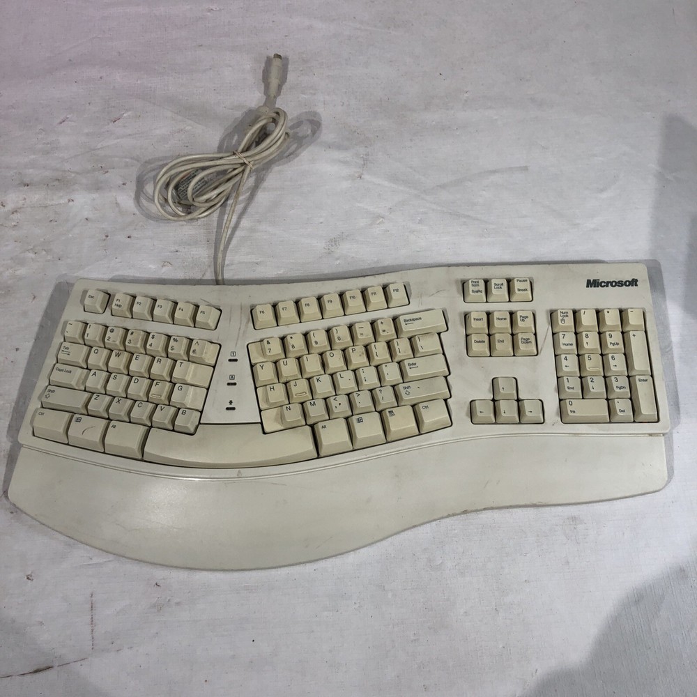 Microsoft Natural Ergonomic White PS2 Wired Keyboard (59758)