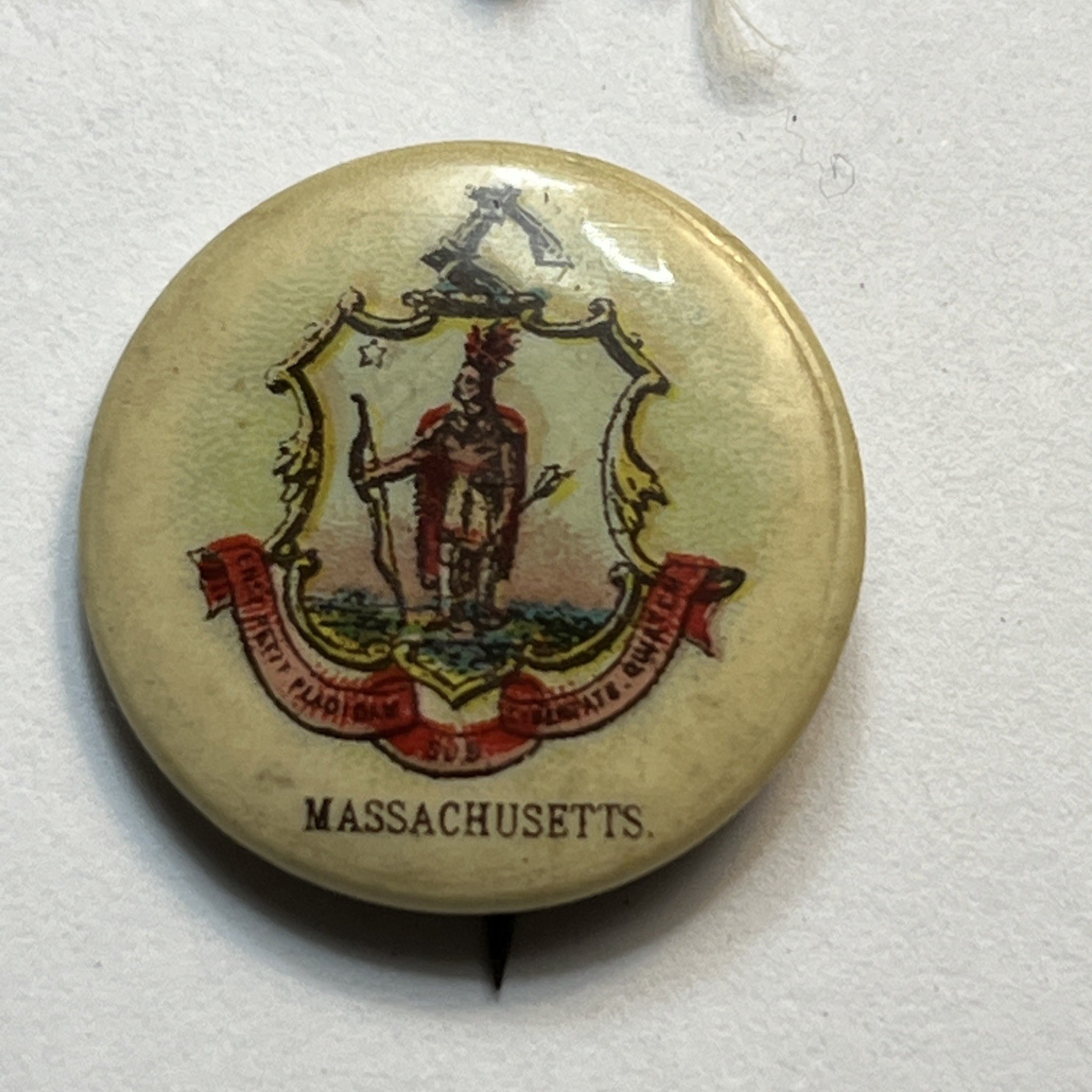 Lot of 4 Original WWI US WELCOME BUDDY V Victory Good Girl Mass MA Button Pin