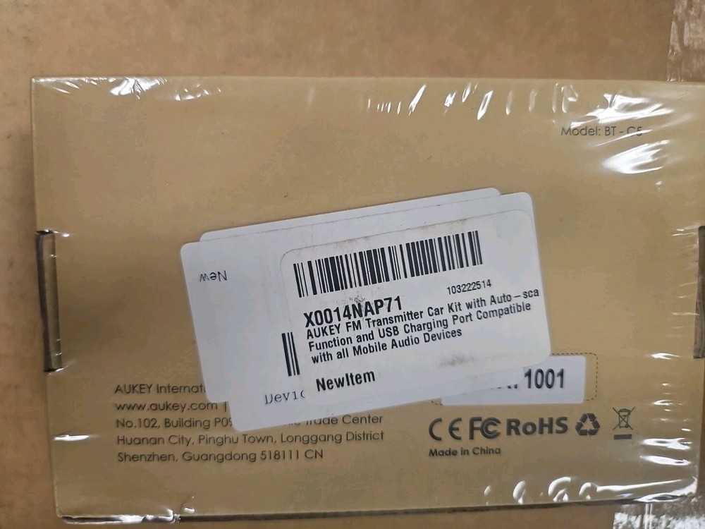 Aukey BT-C5 FM Transmitter For SmartPhone & MP3/MP4 Car Kit & USB Charging Port