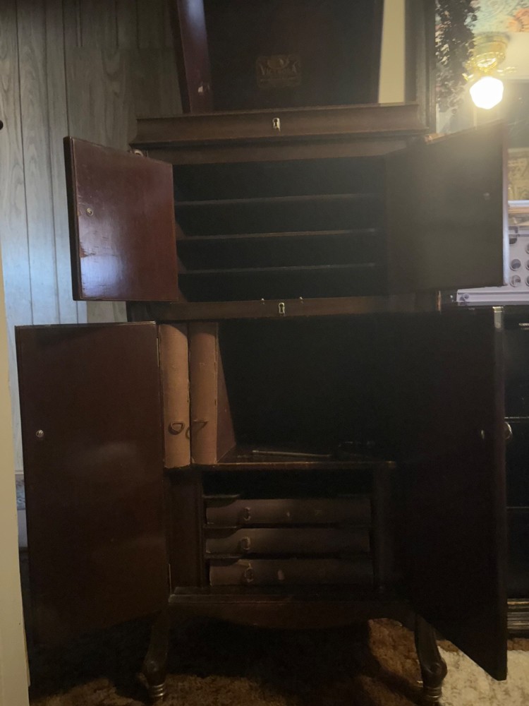 Victor/Victrola Phonograph