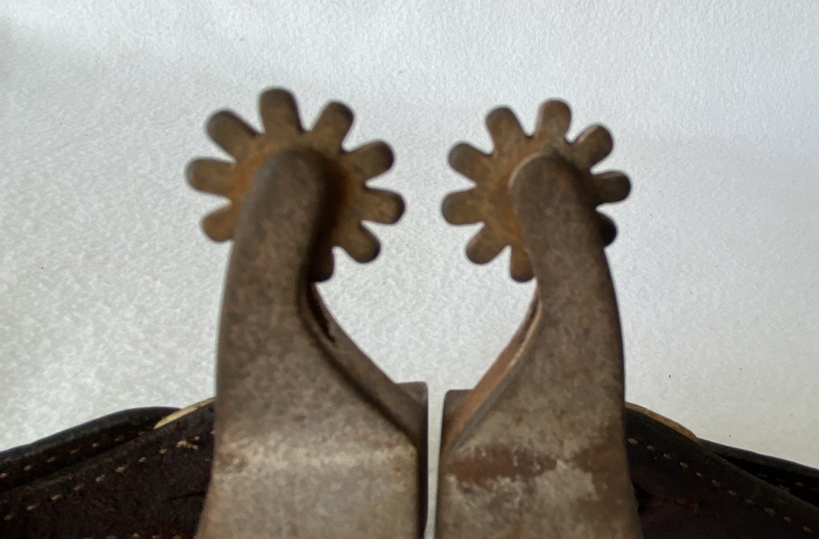 Dennis MORELAND 248 HEAVY DUTY Working Cowboy Tack Ranch Roper SPURS & STRAPS