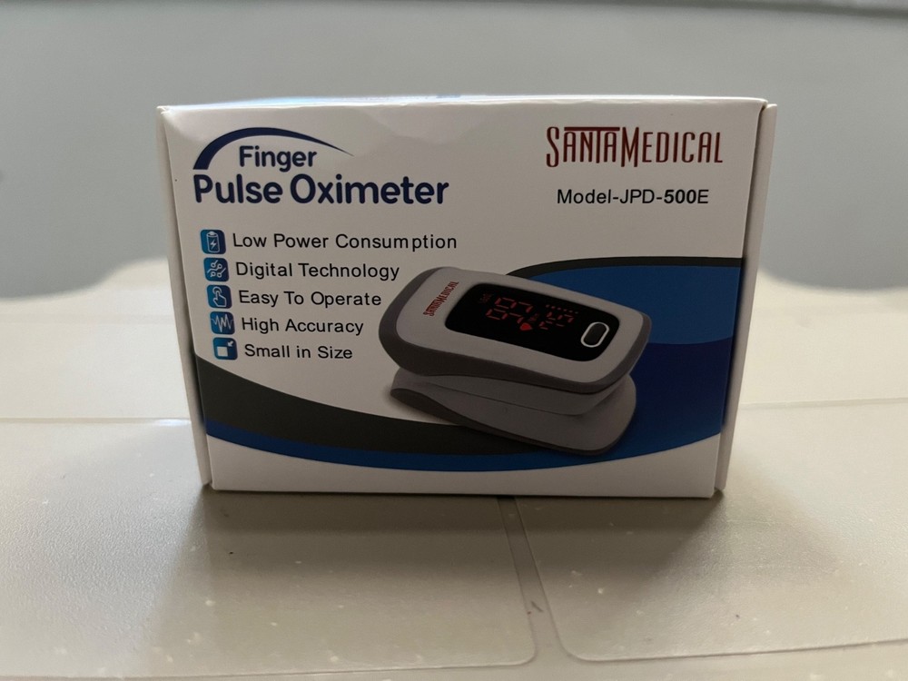 SantaMedical Finger Pulse Oximeter